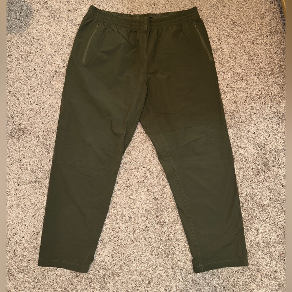 Outdoor Voices RecTrek Pant in Olive